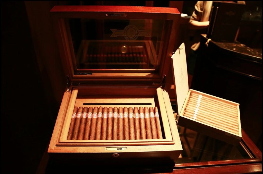 Colibri Humidor